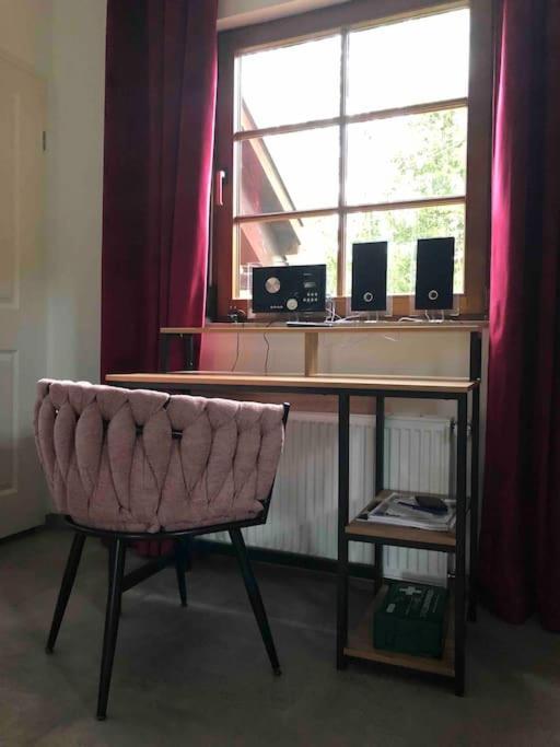 Willkommen Im Casa Felice, Der Wohlfuehl Oase Mit Balkon, 4 Betten Und Homeoffice Platz Aidlingen Kültér fotó