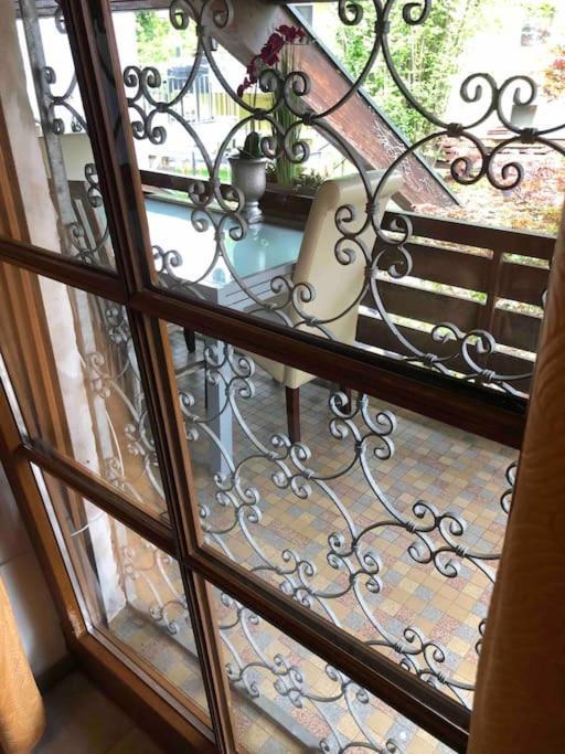 Willkommen Im Casa Felice, Der Wohlfuehl Oase Mit Balkon, 4 Betten Und Homeoffice Platz Aidlingen Kültér fotó