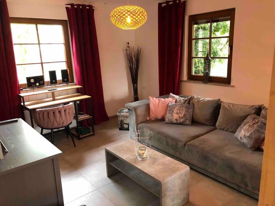 Willkommen Im Casa Felice, Der Wohlfuehl Oase Mit Balkon, 4 Betten Und Homeoffice Platz Aidlingen Kültér fotó