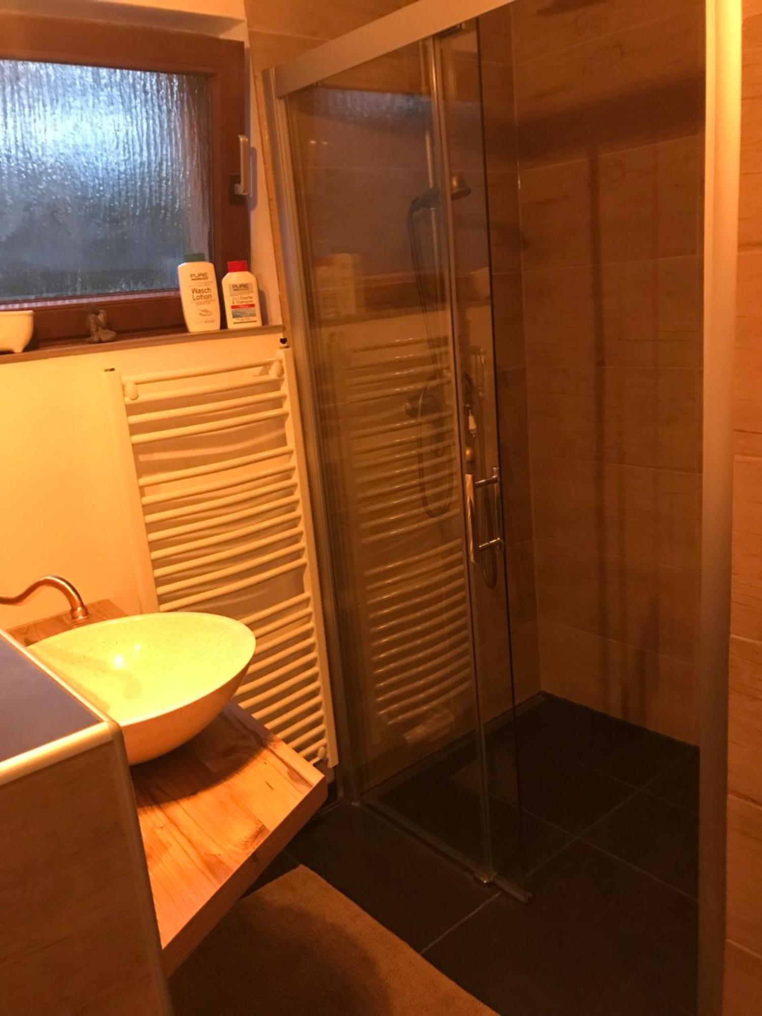 Willkommen Im Casa Felice, Der Wohlfuehl Oase Mit Balkon, 4 Betten Und Homeoffice Platz Aidlingen Kültér fotó